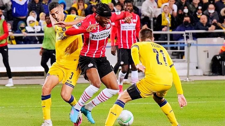 失误频频 失误频频