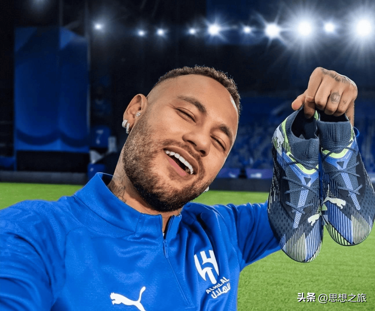 仅15岁的 仅15岁的