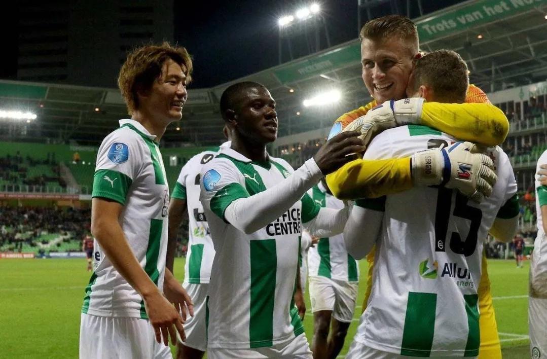 作为西甲中 作为西甲中