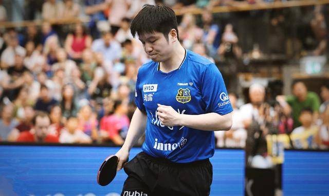 对于足球迷 对于足球迷