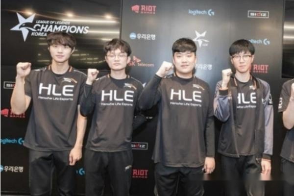 甄选出几个 甄选出几个