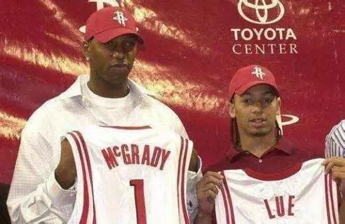 把票投给头 把票投给头