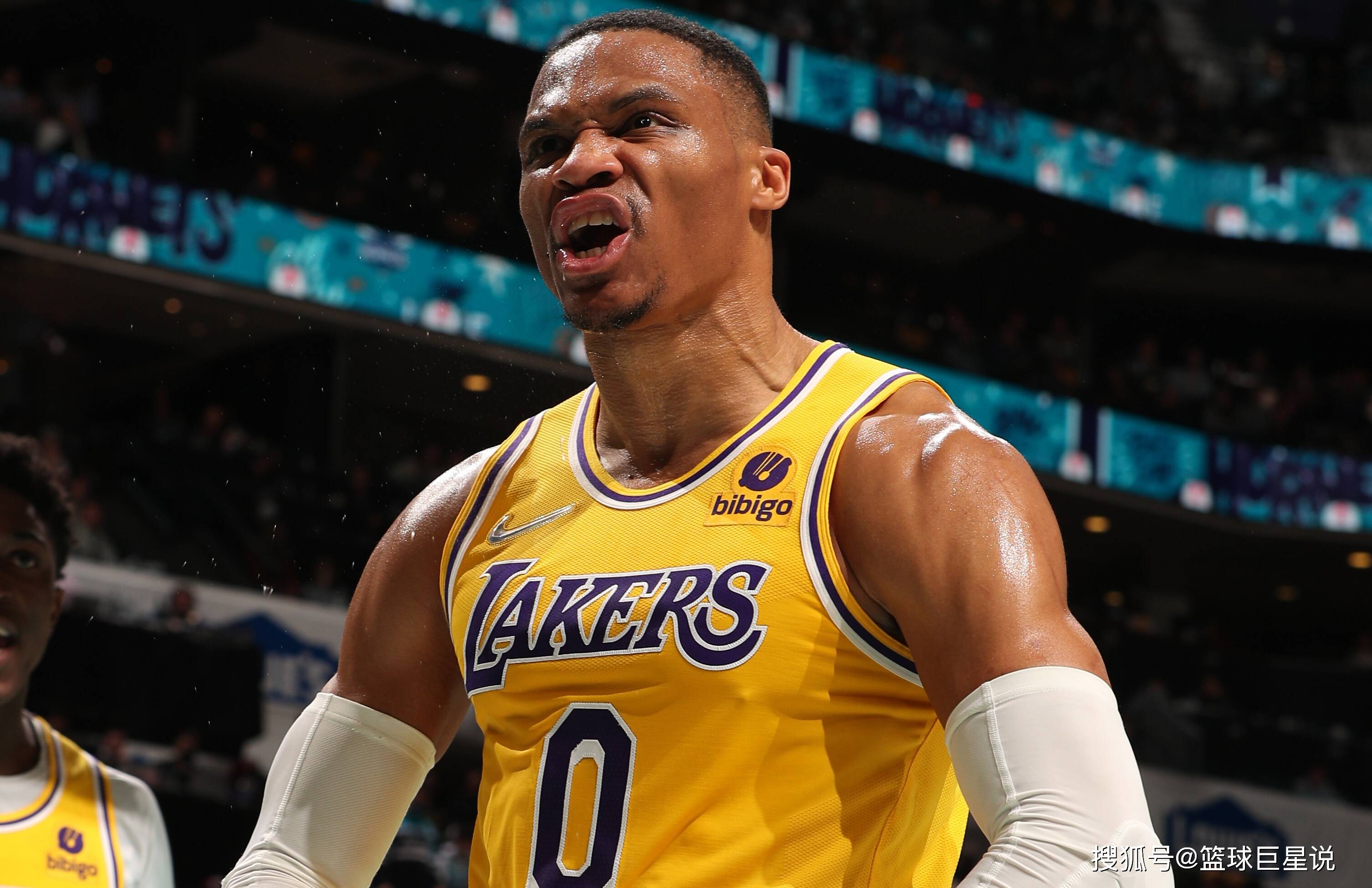 都变得等同 都变得等同